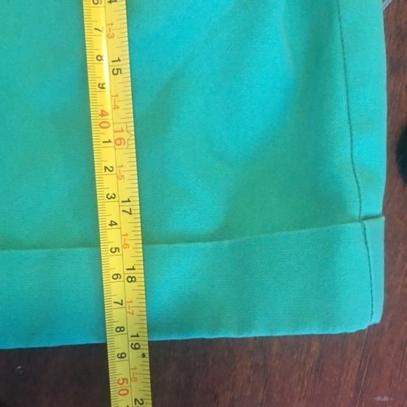 Vintage Elastic High Waisted Green Shorts - Picture 8 of 8